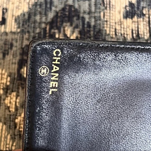 Chanel Black caviar Compact Wallet - Picture 14 of 14
